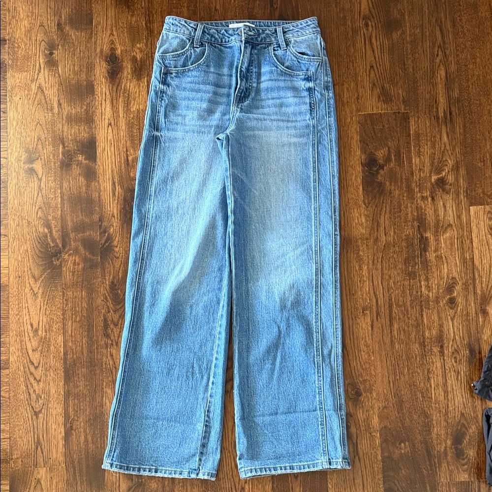 Evereve straight leg Jean 33” inseam